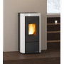 Poêle à granulés Moira EVO 7 kW noir avec kit ventouse concentrique ajustable, pack promo, chauffage efficace. blanc