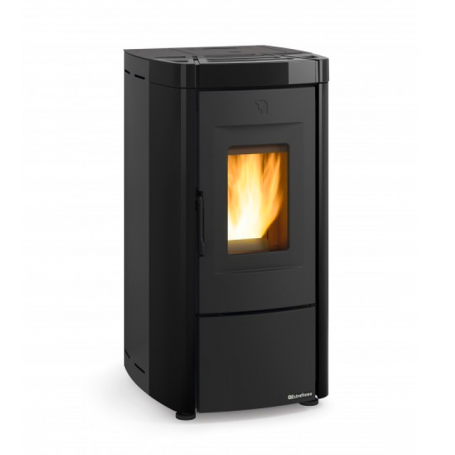 Poêle à granulés Moira EVO 7 kW noir avec kit ventouse concentrique ajustable, pack promo, chauffage efficace. noir