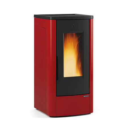 Poêle à granulés Dahiana plus VFS 10kW rouge avec flamme vive, design moderne pour un chauffage écologique et efficace.